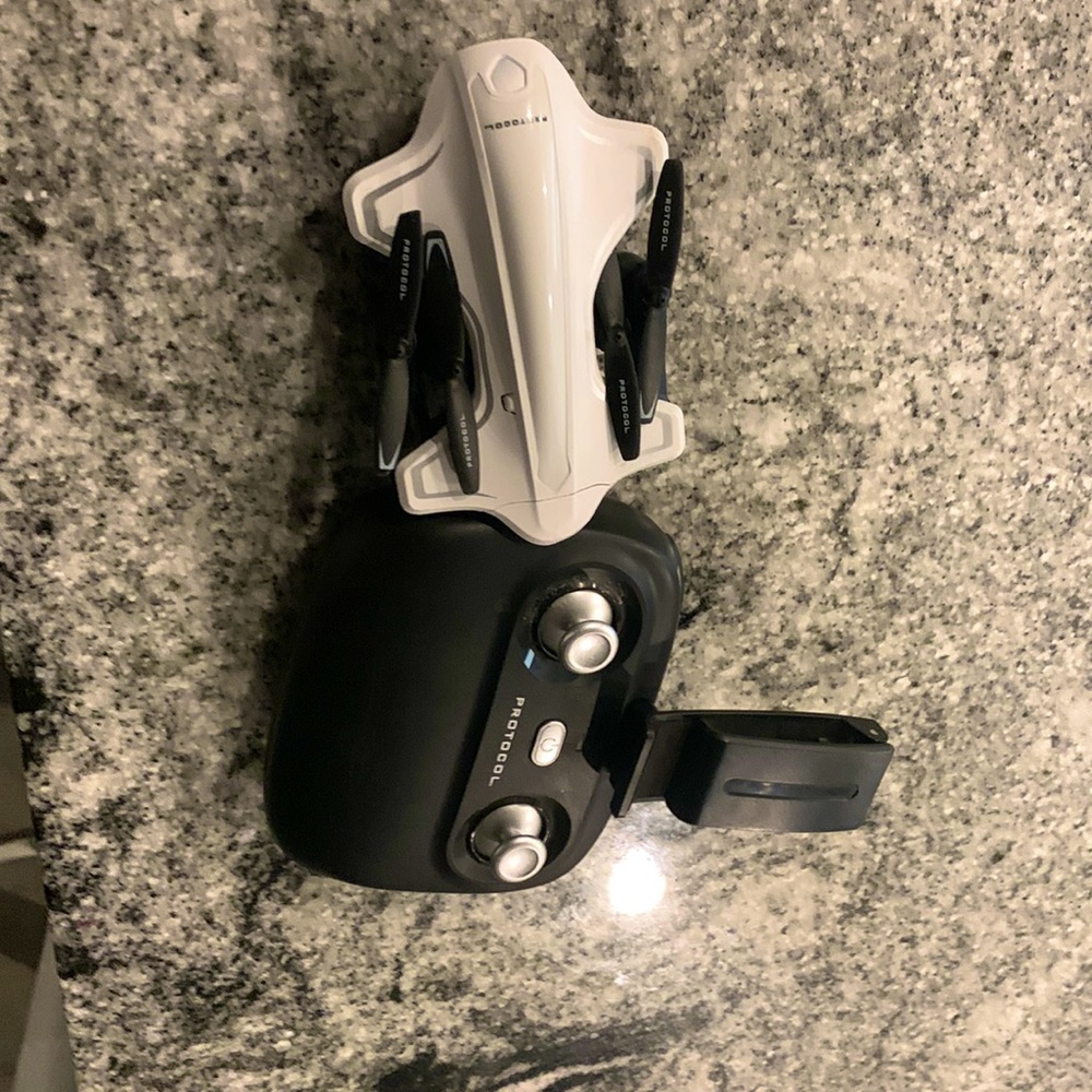 It is amazing it has a camera